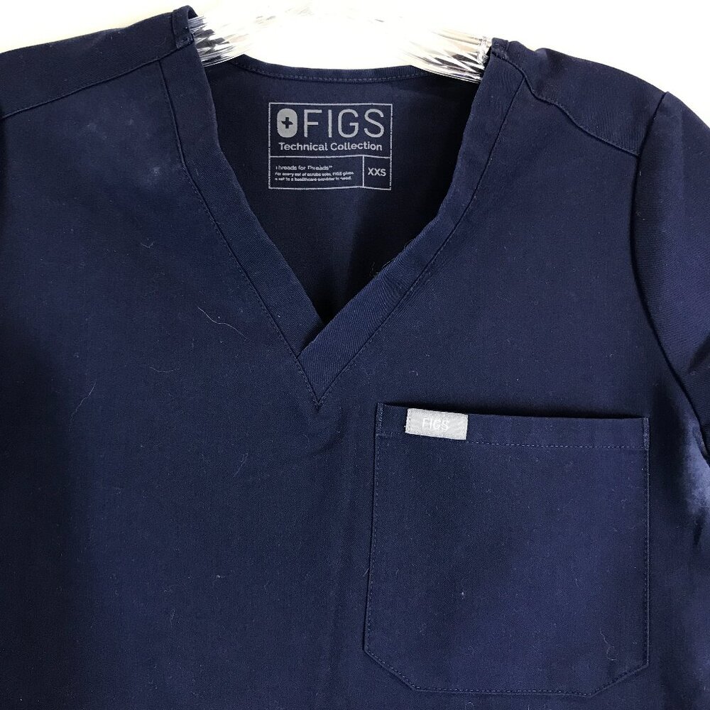 Women's Figs Scrubs top Navy Size XXS
